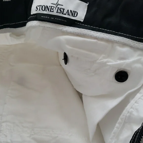 STONE ISLAND White Cargo Pants - Picture 7 of 7